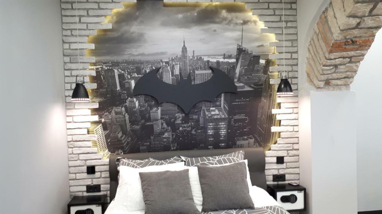 Batcave Apartment Pula Ngoại thất bức ảnh